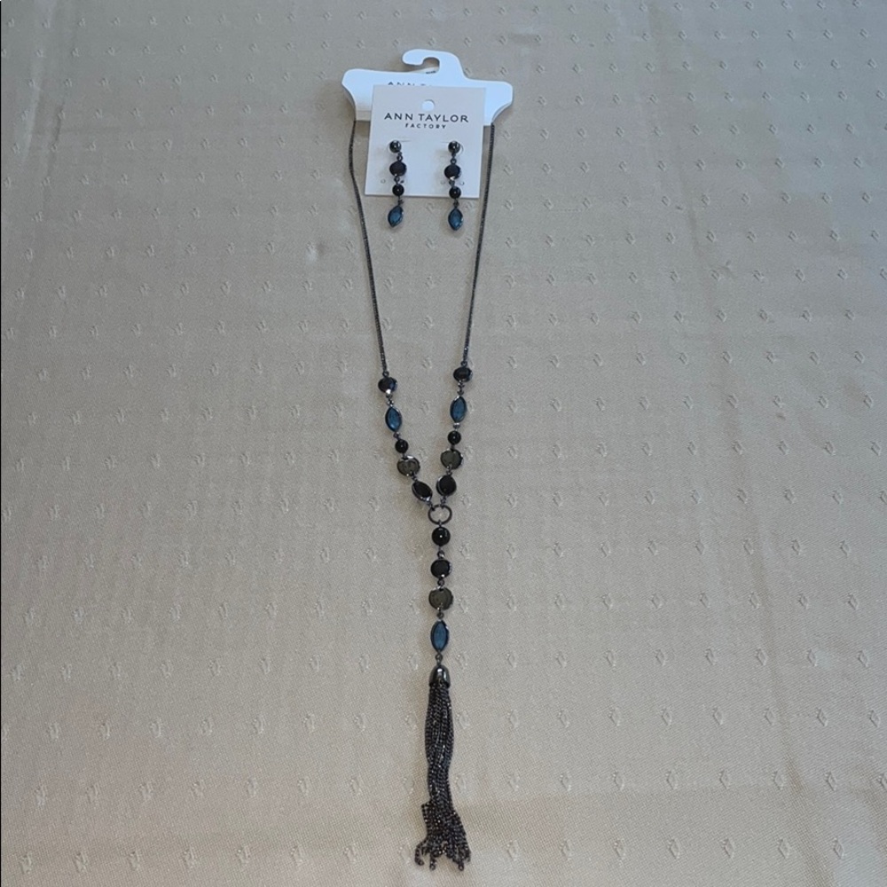 Ann Taylor Blue Earring & Necklace Set